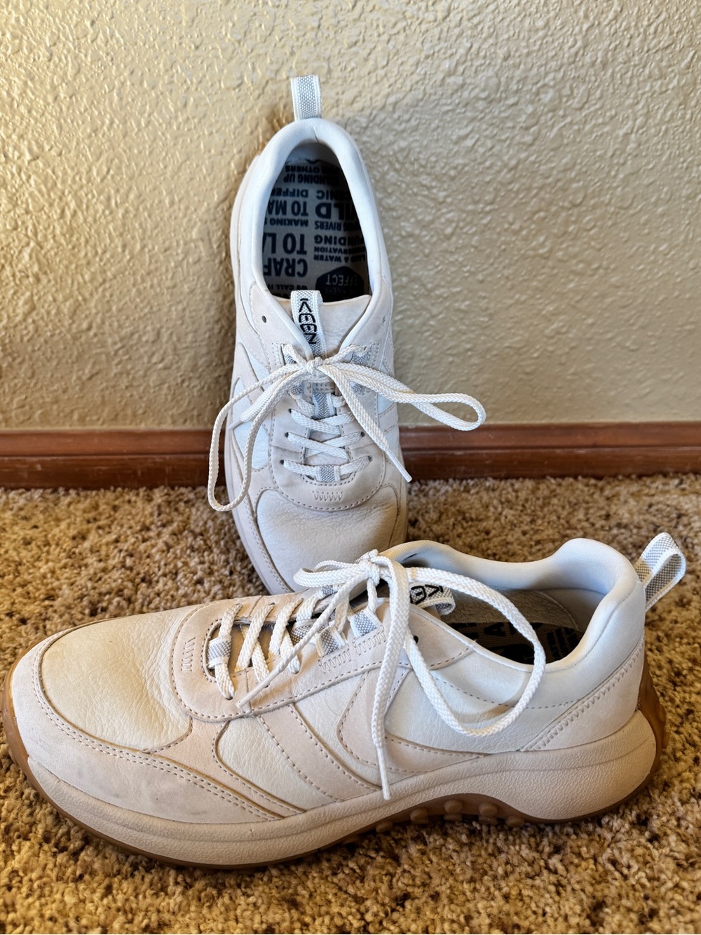 Keen Women's KS86 Sneakers size 9.5